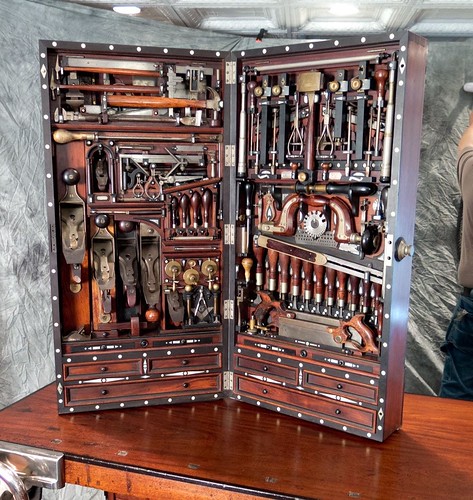 Tool Storage Cabinet