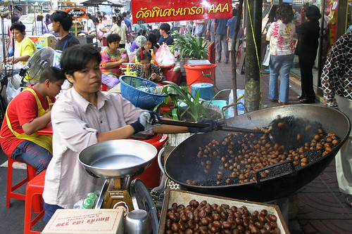 Thailand - Bangkok - Streetlife - Foodstall - Chestnuts - 16