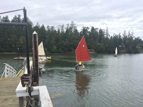 IMG_2597 - Nordland WA - Nordland General Store pier - 2015 Red Lantern Rally - ice cream race - SCAMP-400 COWBOY COOKIES (red sail) heading back to Mystery Bay State Park