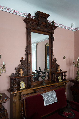 Antique mirror with