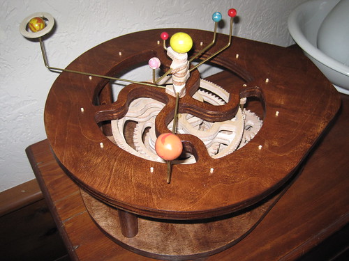 Copernican Planetary Orrery by Eric Howe 3