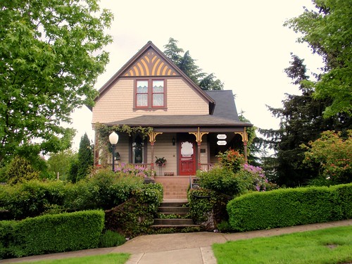 Brown tan Victorian house