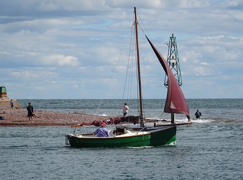 Little Green Cornish Shrimper 19 on the Teign