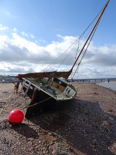 Cornish Shrimper 19 on the Salty