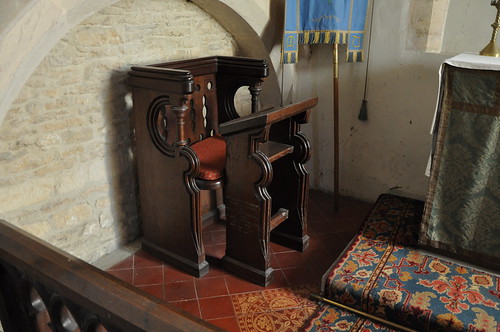 Coln Rogers St Andrew-062 Chamfered recess NE corner of chancel, Easter sepulchre?