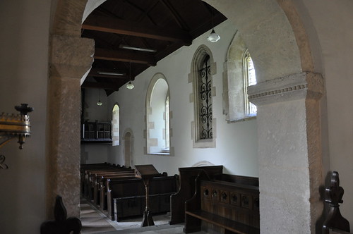 Coln Rogers St Andrew-100 The nave from the chancel