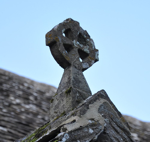 Coln Rogers St Andrew-139 Cross above porch