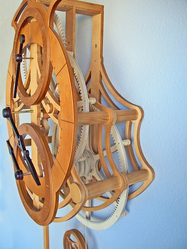 Leeds 7 Day 3 Wheel Clock