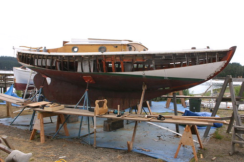 Port Hadlock WA - NWSWBB - R&R - Herreshoff ALERION under repair