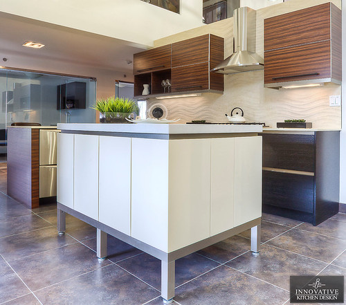 Innovative Kitchen Design – Contemporary kitchen with aluminum accents