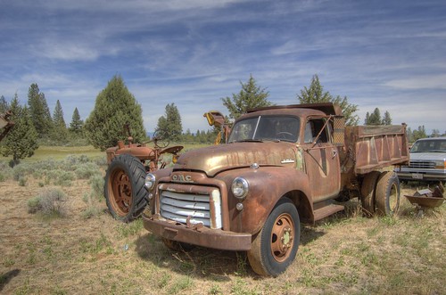 1951 Advance Design GMC dump truck