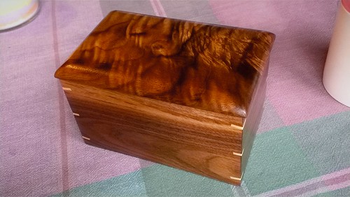 Walnut Tea Box with Pillow Lid