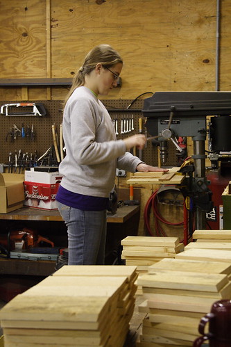 Making Bluebird Nest Box Kits 03