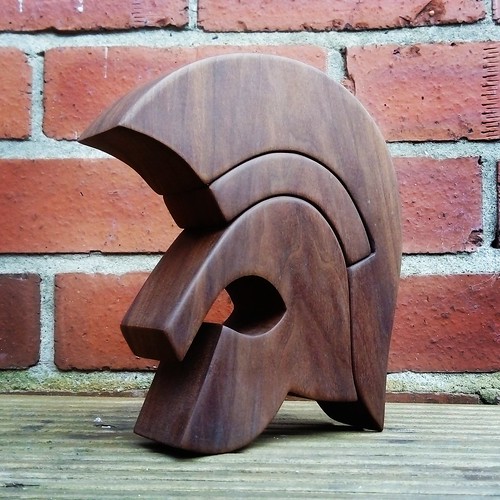 Trojan in 40mm walnut