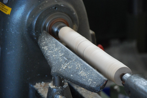 The Woodwork Lathe * Preparing a wooden blank for turning between centres * Craft & Design / Product Design