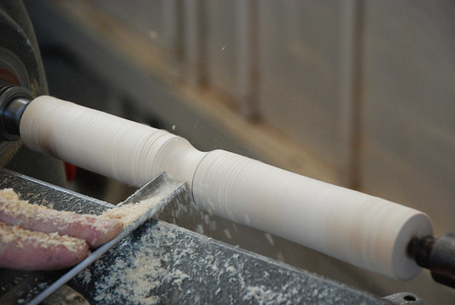 The Woodwork Lathe * Preparing a wooden blank for turning between centres * Craft & Design / Product Design