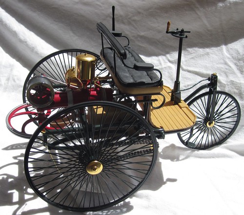 1886 Benz 3 wheeler Motorwagen rear right