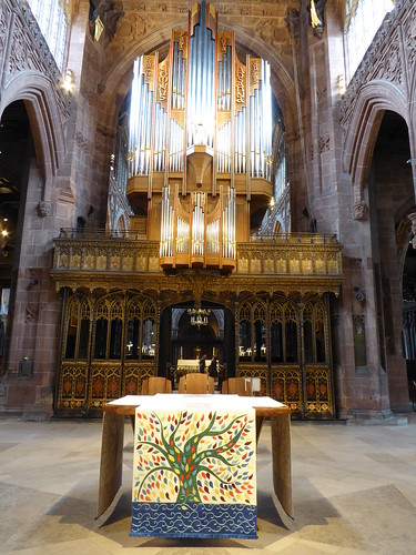 Nave Altar, Manchester Cathedral