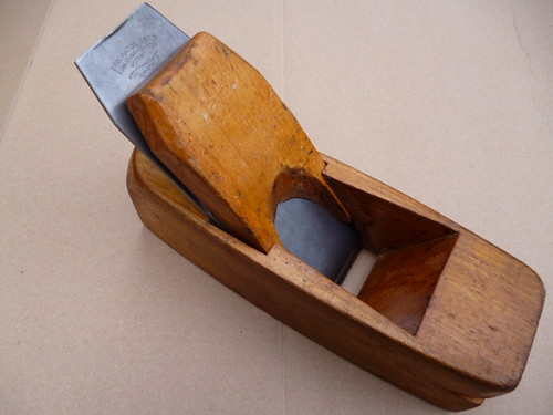 NOOITGEDAGT vintage wooden hand plane 2½ inch.