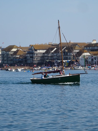 Little Green Cornish Shrimper 19 on the Teign