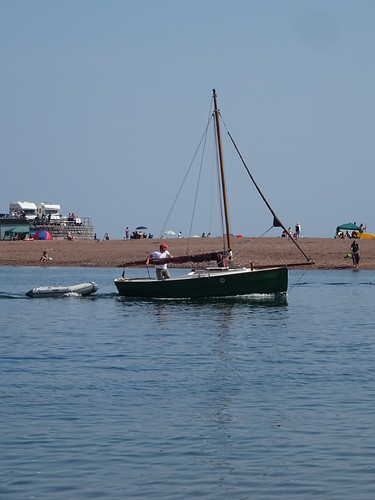 Little Green Cornish Shrimper 19 on the Teign