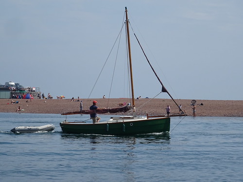 Little Green Cornish Shrimper 19 on the Teign