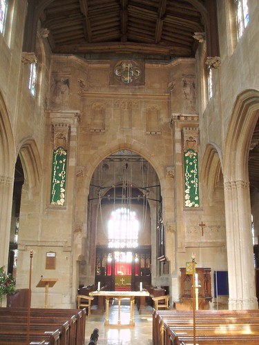 Nave, Fairford