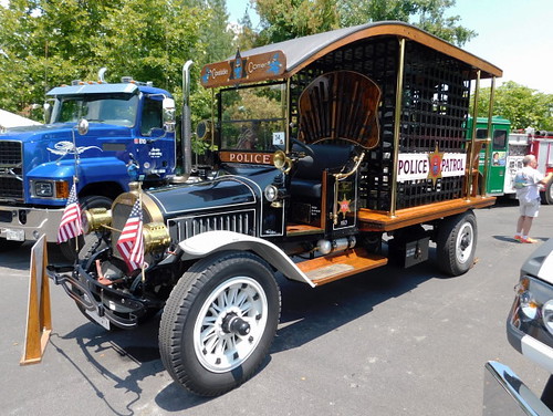 1921 Mack AB