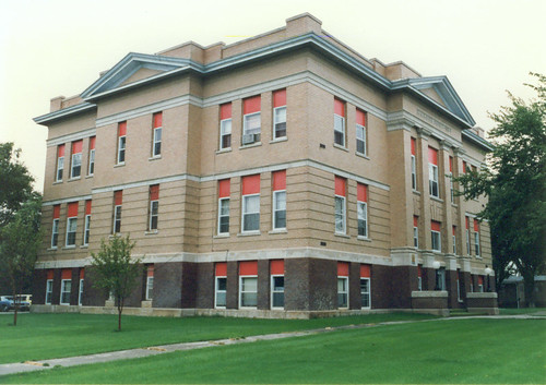 Walworth County Courthouse