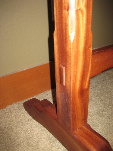 Free standing mirror - closeup of through tenon