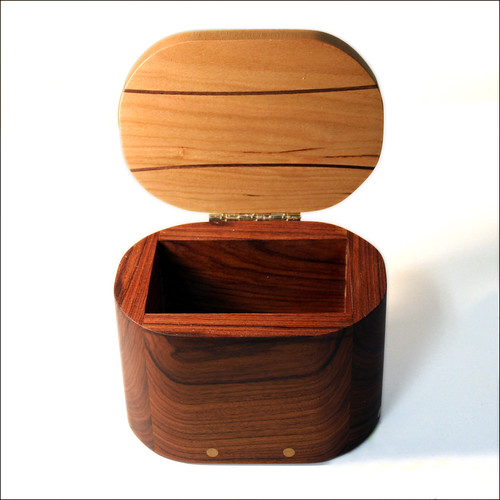 Round Square Box