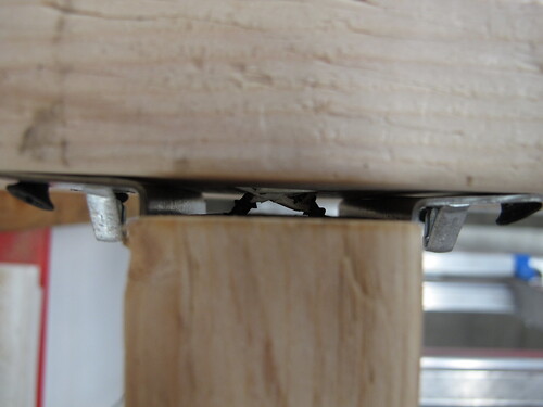 Joist hanger gap