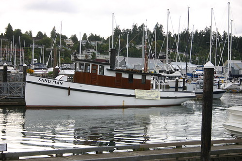 Olympia WA - Boat School students volunteer aboard SANDMAN