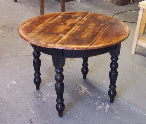 round blk table round base