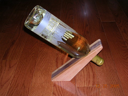 2005_wine_bottle_stand