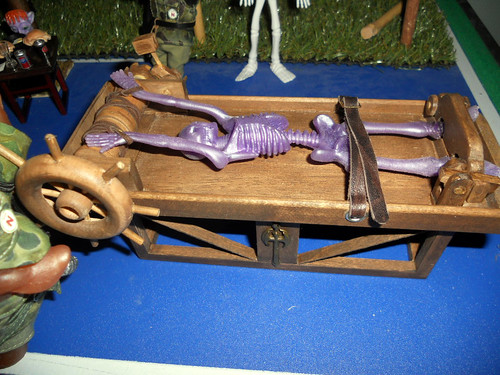 Miniature Toy Torture Rack (Photo #3)