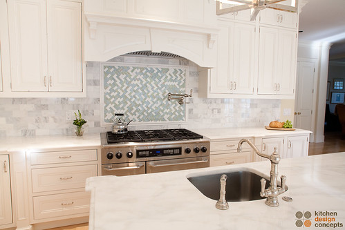 Kitchen Design Concepts - White Traditional Kitchen