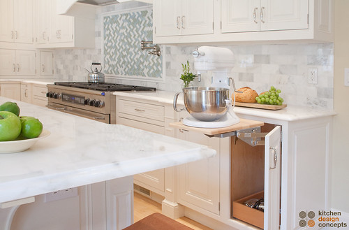 Kitchen Design Concepts - White Traditional Kitchen