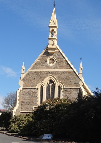 Congregational Church in Angaston. Architect was Daniel Garlick. Foundation stone is 1877 by John Howard Angas major donor and patron of the church. Now the Uniting Church.