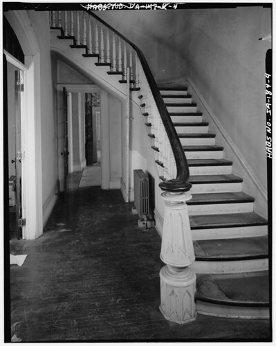 4. INTERIOR, STAIR HALL - John Waggoner House, 301 First Avenue West, Oskaloosa, Mahaska County, IA