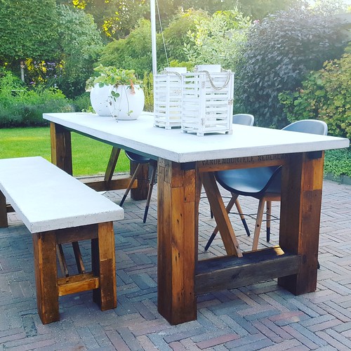 Concrete-topped Outdoor Pallet Table Set