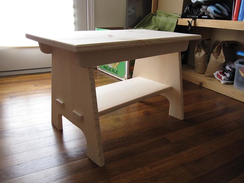 Stool/Side table