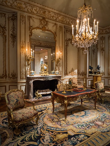 Boiserie from the Hôtel de Varengeville. Metropolitan Museum of Art.