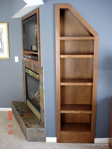 Maple TV Box and Bookshelves (Bookshelf View).