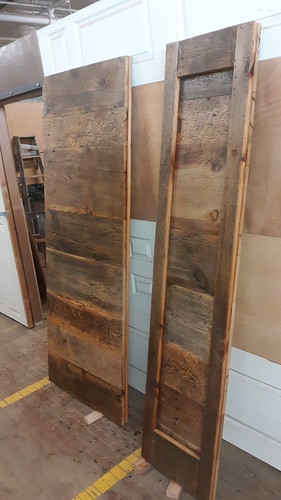 Rustic Barn Door Project – Varnish Jul 2022