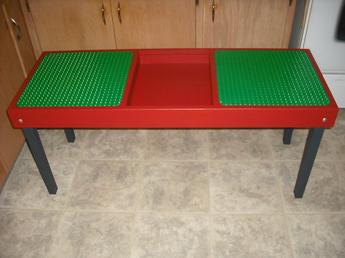 Lego Table 08