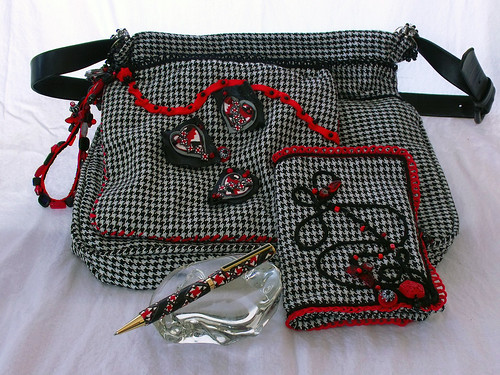 TADA #33 Handmade Purse and Pen Set