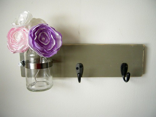 Distressed mocha primitive key coat rack shelf with flower vase