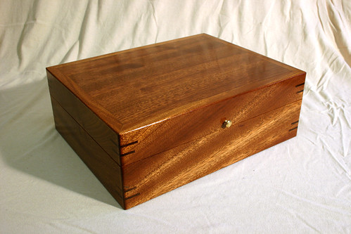 Mahogany Cigar Humidor