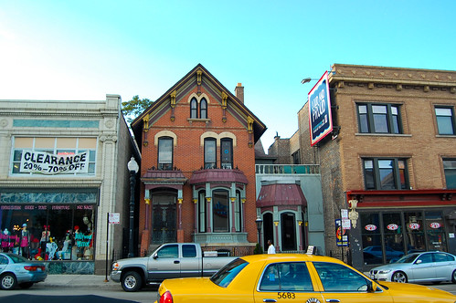 House of the Day #74: 806 W. Belmont